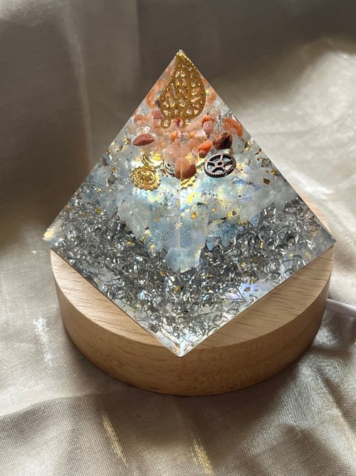 Serendipity Gem｜翡翠．水晶．奧剛 訂製【奧剛能量塔-給發揮才華的你】-奧根金字塔