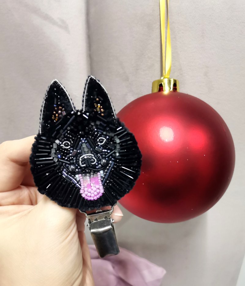 Schipperke jewelry, pet portrait, dog show brooch, dog brooch, pet pin - 胸針 - 玻璃 