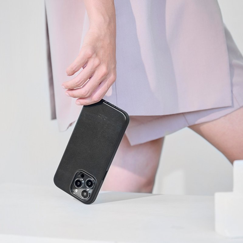 經典防摔皮革手機殼 iPhone 14系列 - 渡鴉黑 - 手機殼/手機套 - 真皮 黑色