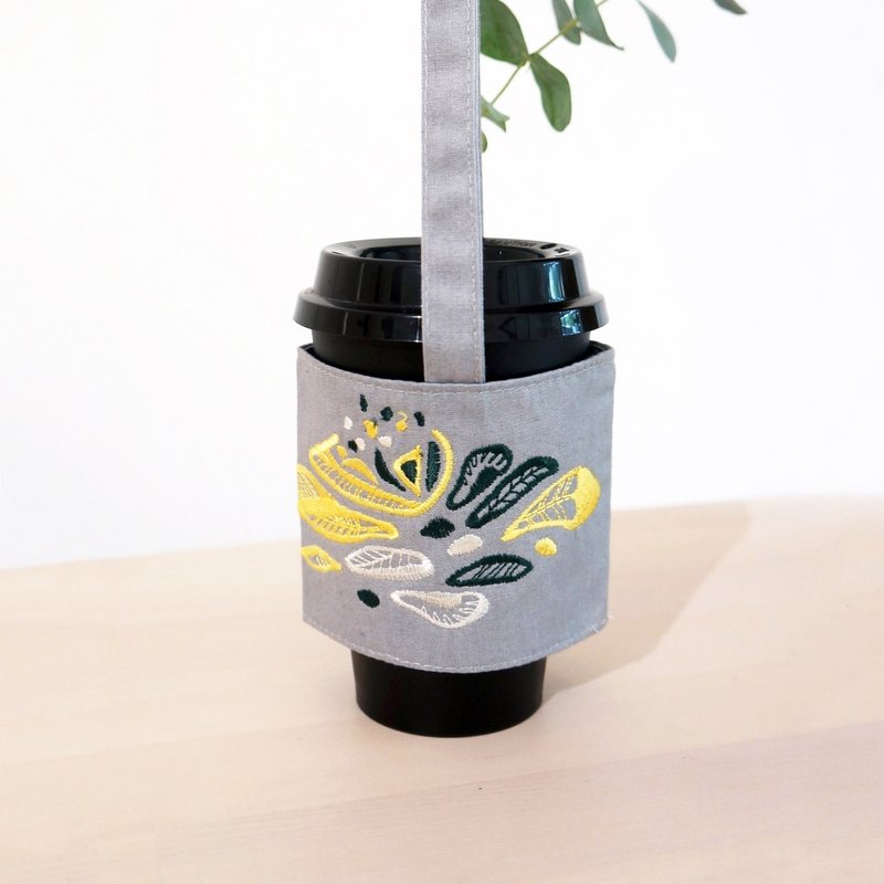 hsiu春意府城刺繡飲料提袋-鵝黃灰 - 其他 - 繡線 灰色