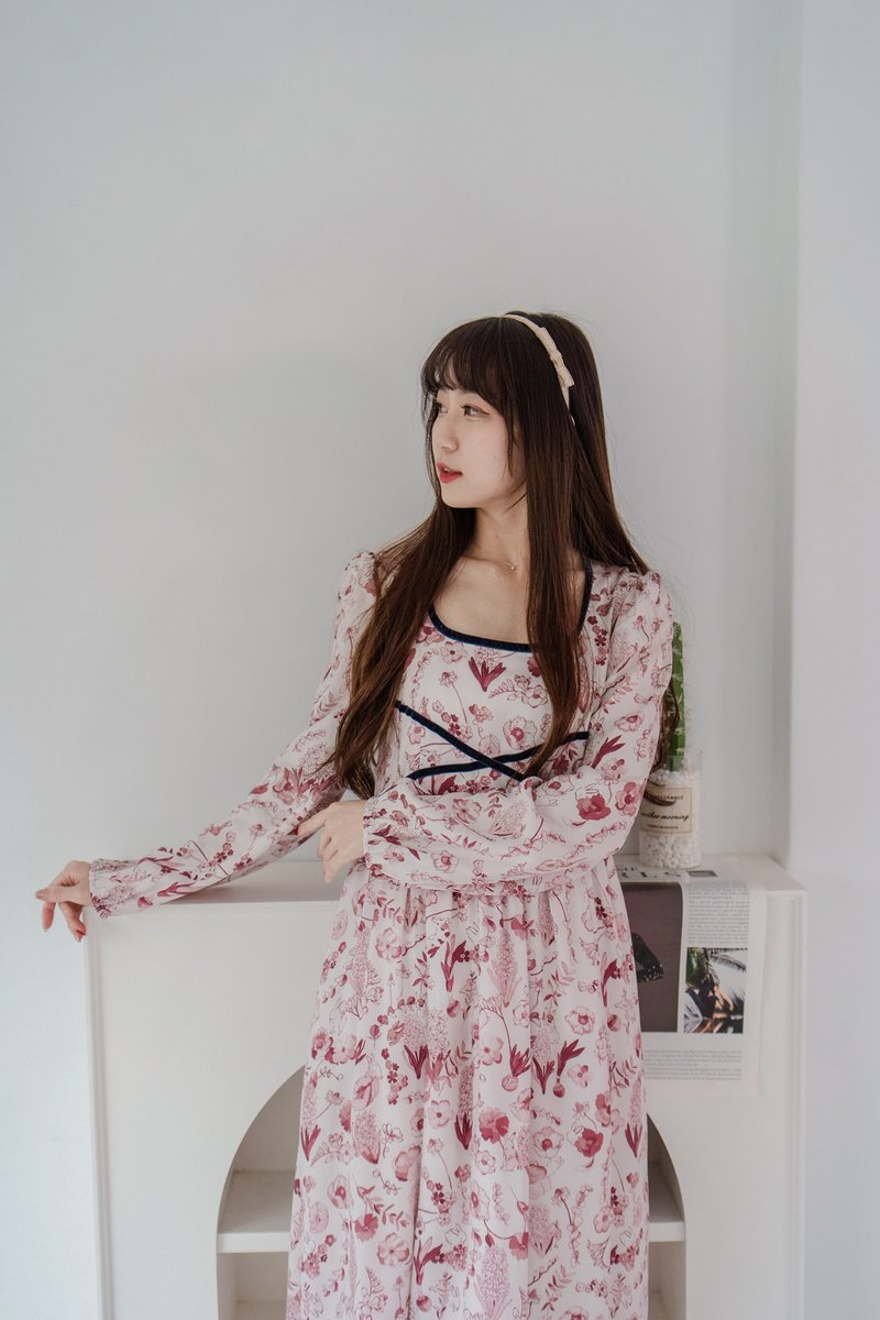 【波麗印花】Vintage法式宮廷風 古典綁帶裝飾 長袖洋裝 - 洋裝/連身裙 - 絲．絹 咖啡色