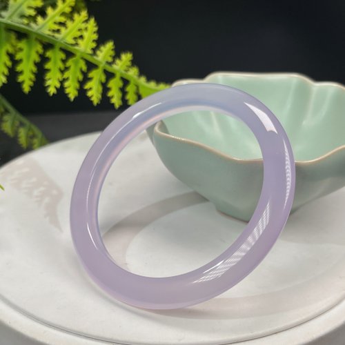 【コレクターズアイテム】パープルパッションアゲート 高品質のブラジル産パープルアゲートブレスレット54MM。氷のよう
