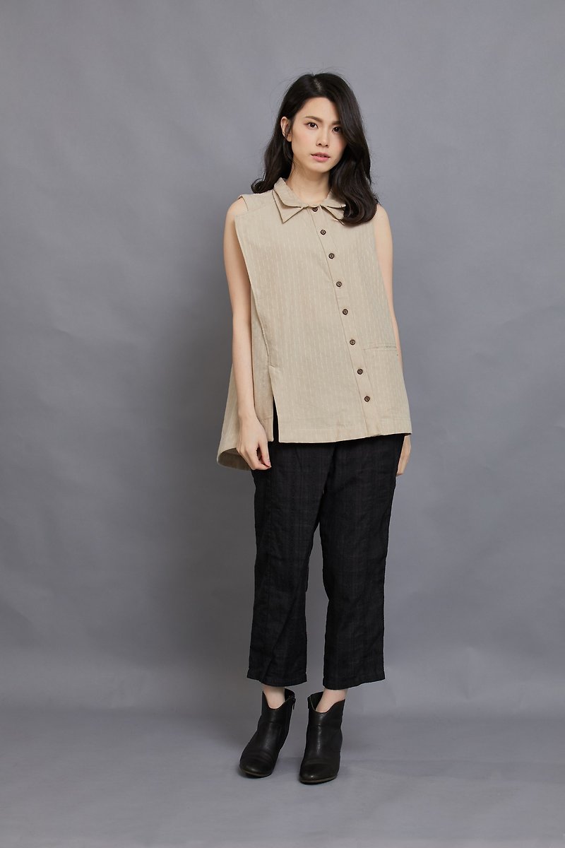folding shirt-Vanilla milkshake-fair trade - เสื้อเชิ้ตผู้หญิง - ผ้าฝ้าย/ผ้าลินิน สีกากี