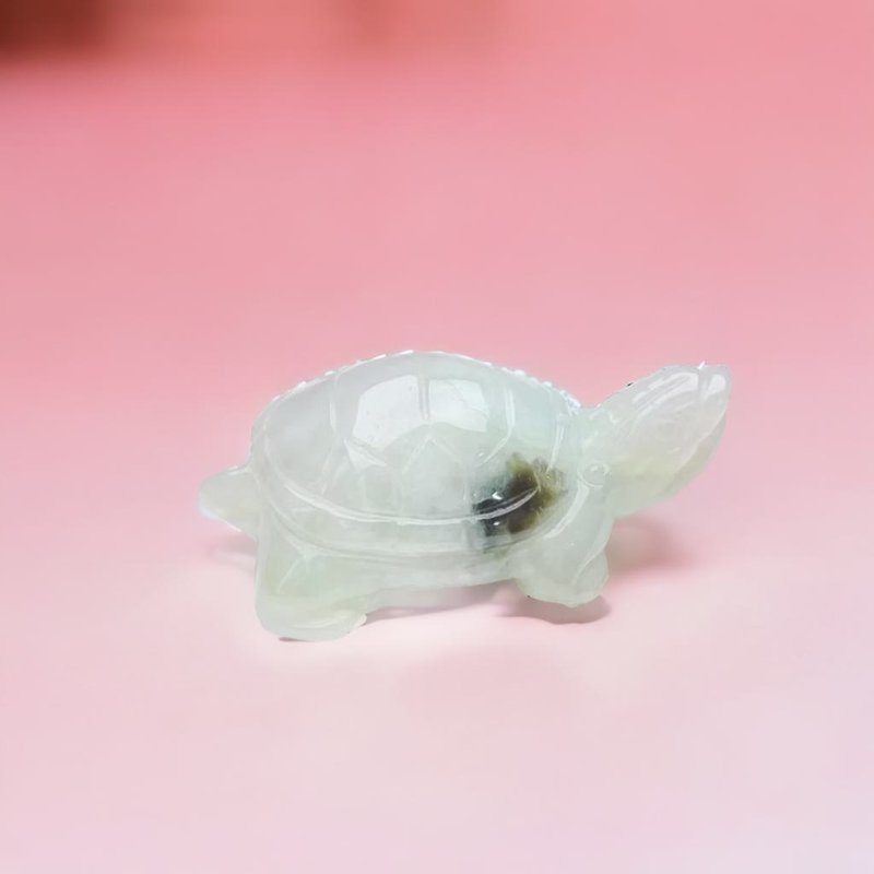 【吉祥‧長壽】冰糯飄綠花翡翠烏龜擺飾 |天然緬甸玉翡翠A貨|送禮 - 其他 - 玉石 綠色