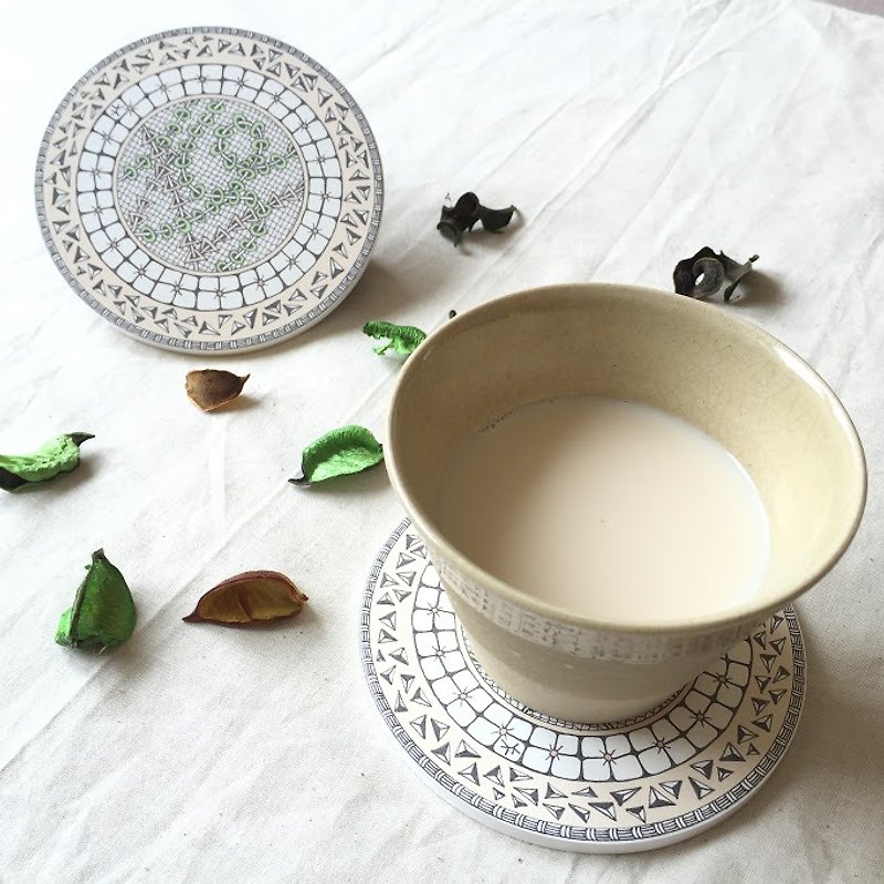 陶芸コースター/継続生活 - コースター - 陶器 カーキ