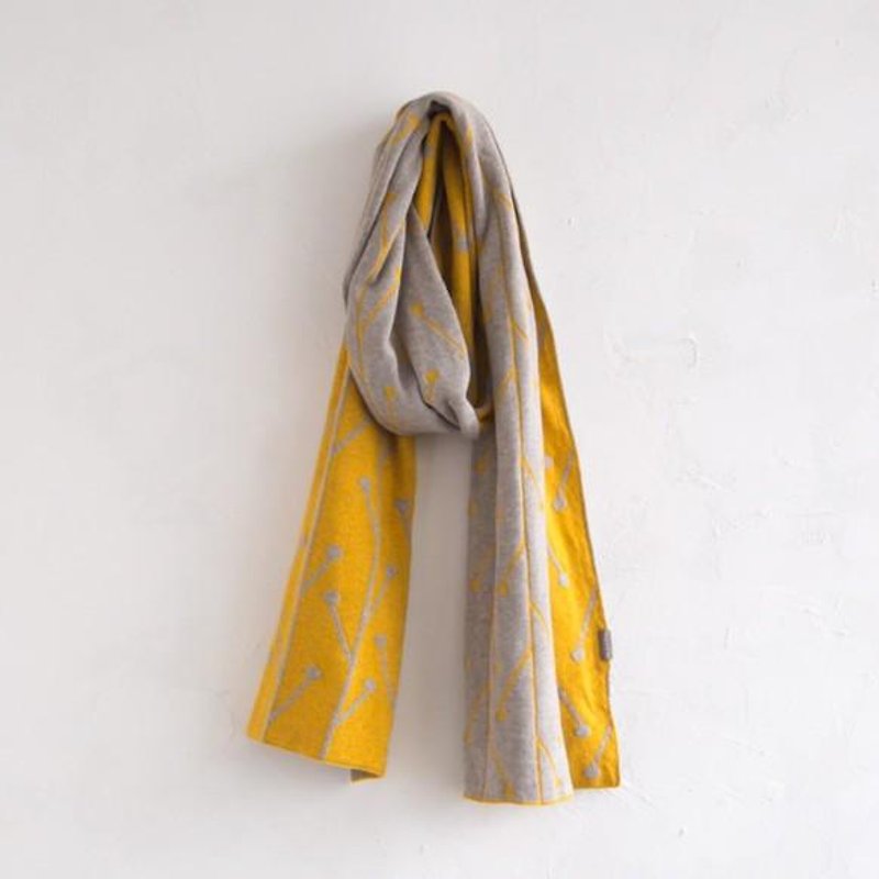 Plant dyeing knit jacquard muffler Mulberry dyeing / Yaguruma dyeing - Scarves - Other Materials Yellow