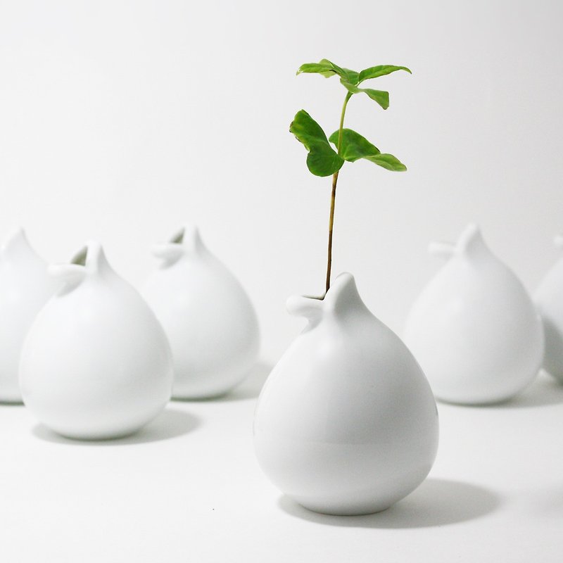 Chu-Lip Pot -Ceramic White- - 花瓶・植木鉢 - その他の素材 ホワイト