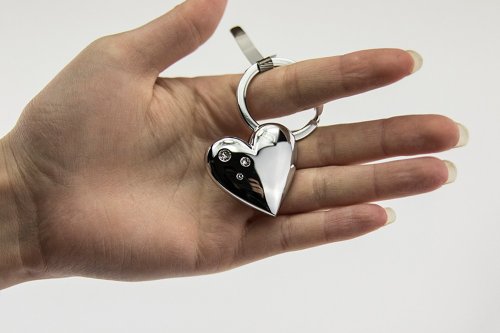 卒業記念品】ハート型スワロフスキーキーホルダー - ショップ