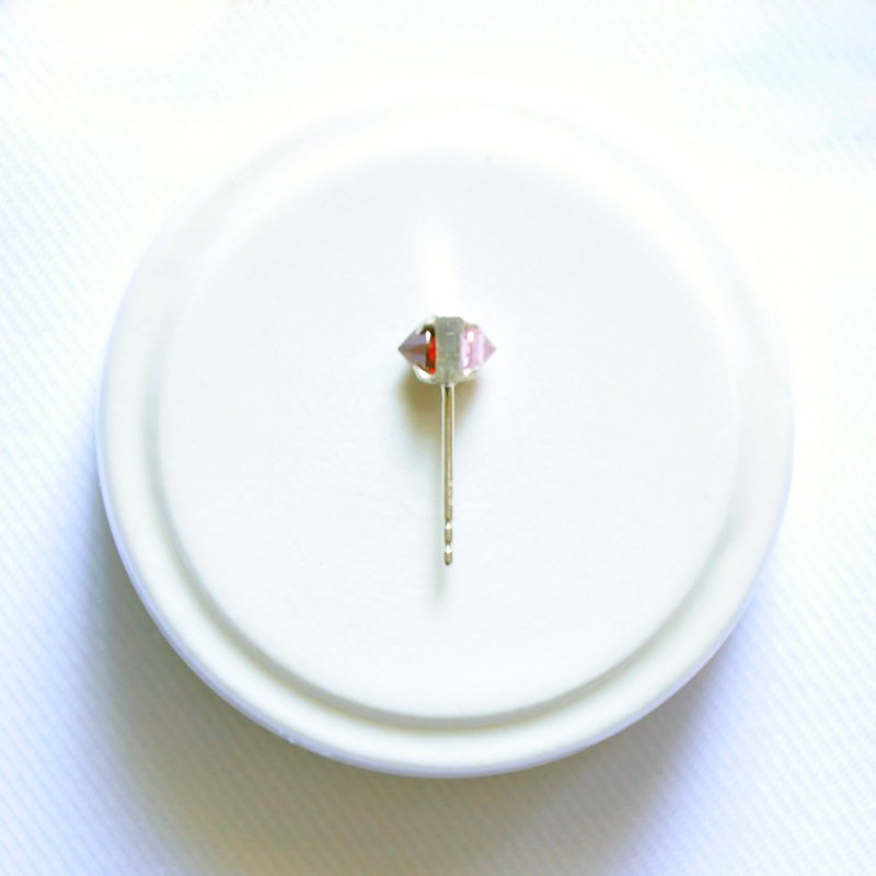 波金的使者 紅色結晶 鋯石銀耳針 單支 - 耳環/耳夾 - 寶石 紅色