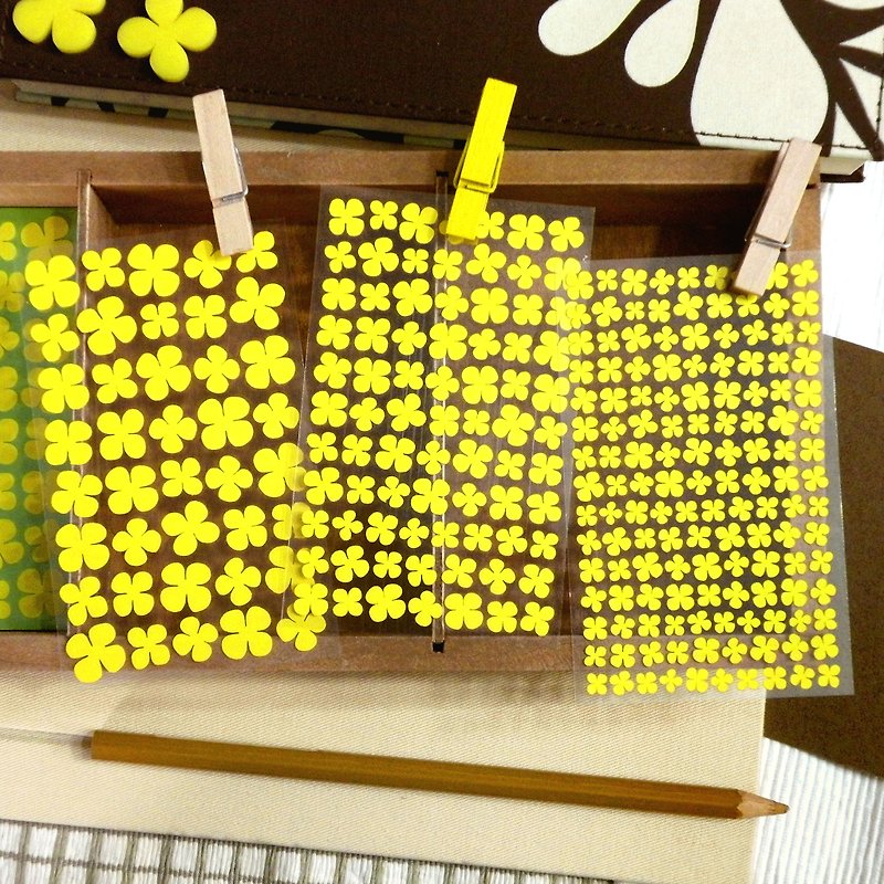 Brassica Flower Stickers (2 or 3 Pieces Set) - สติกเกอร์ - วัสดุกันนำ้ สีเหลือง