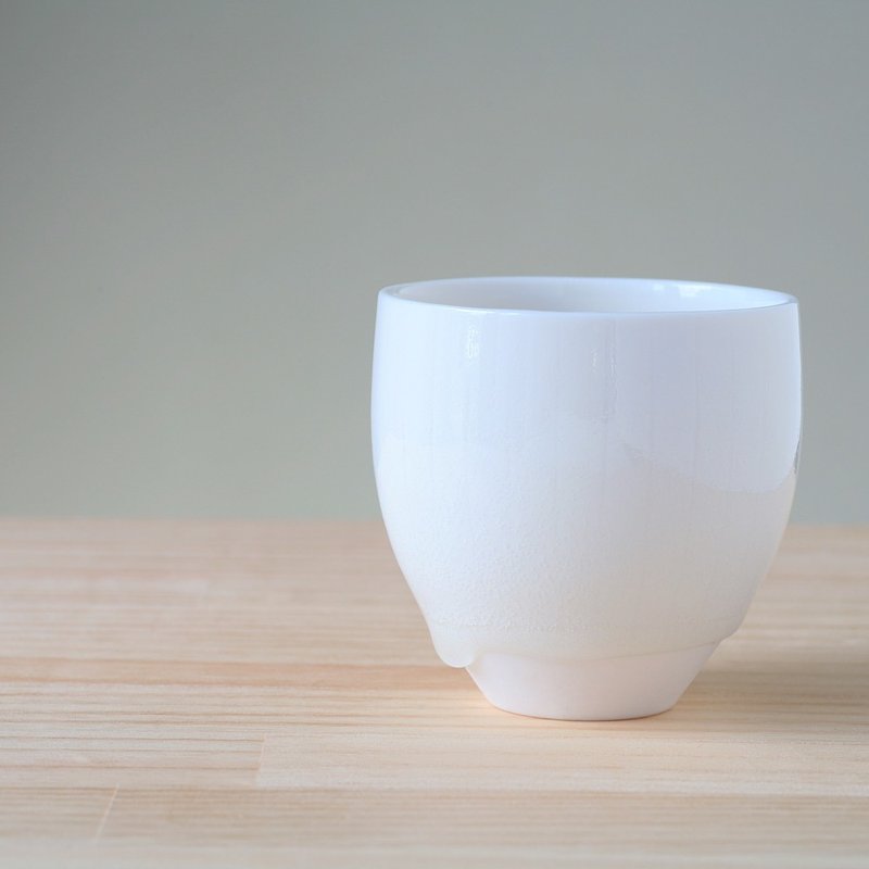 White porcelain cup, Pottery, Ceramic - แก้ว - เครื่องลายคราม ขาว