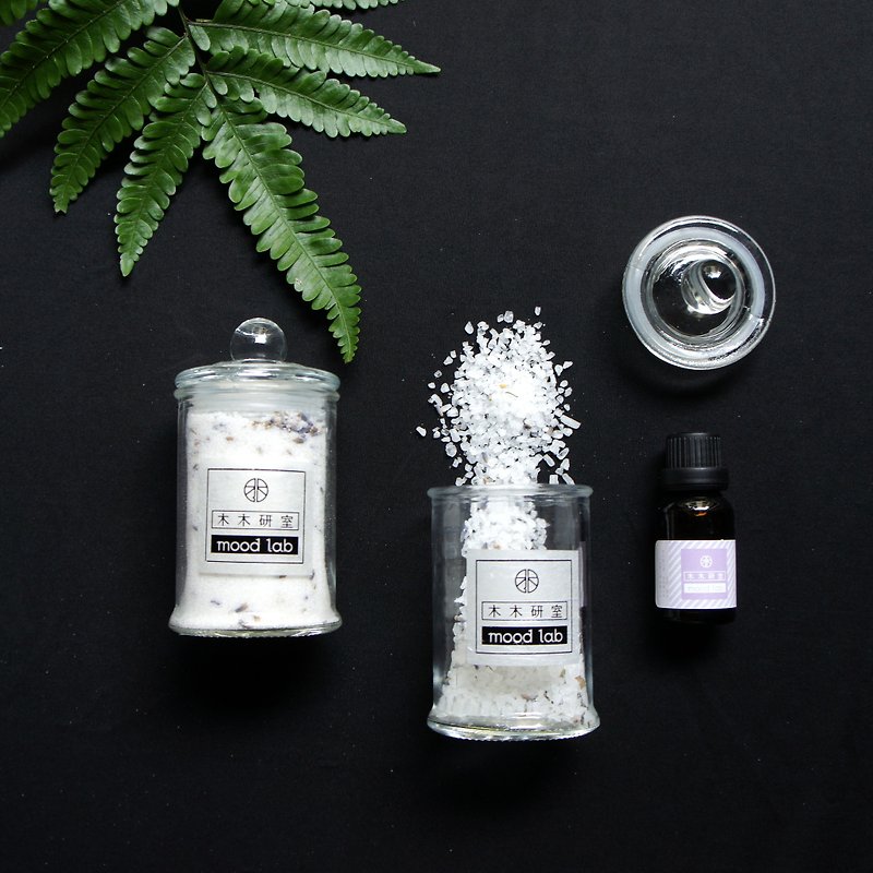 Dead Sea Bath Salt + 10ml Pure Essential Oil Group - Lavender - Other - Other Materials Transparent