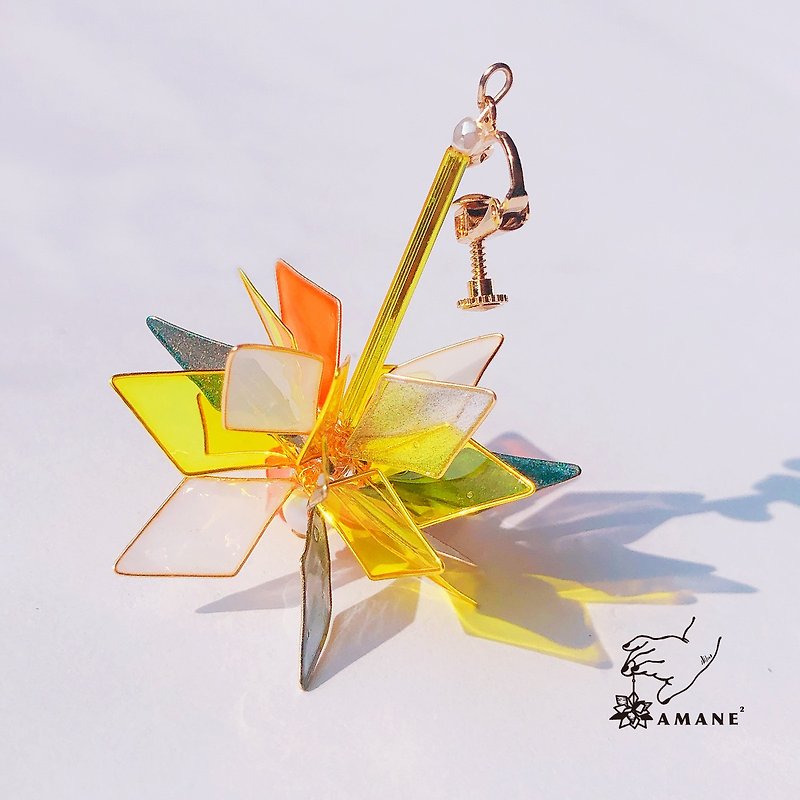 Chip of Stars EVA Zero - Hand Made Drop Earrings (transparent) - Earrings & Clip-ons - Resin Yellow