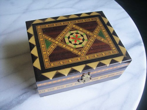 老時光OLD-TIME Vintage & Classic & Deco 【老時光 OLD-TIME】早期二手西班牙拼木藝術音樂珠寶盒