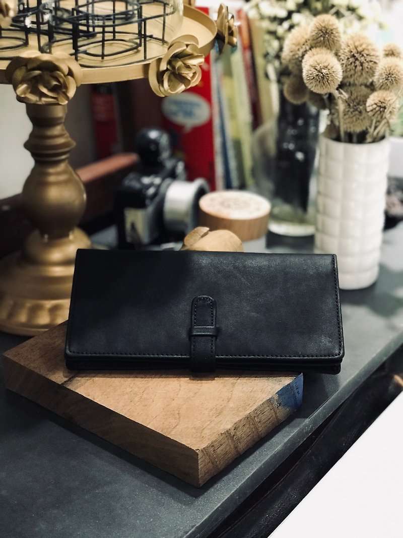 Old wooden window cafe simple folding long clip water stained black - Wallets - Genuine Leather Black
