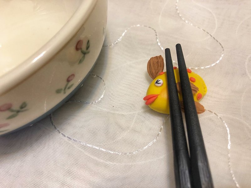 Bright-eyed sunfish - chopsticks holder - Chopsticks - Clay 