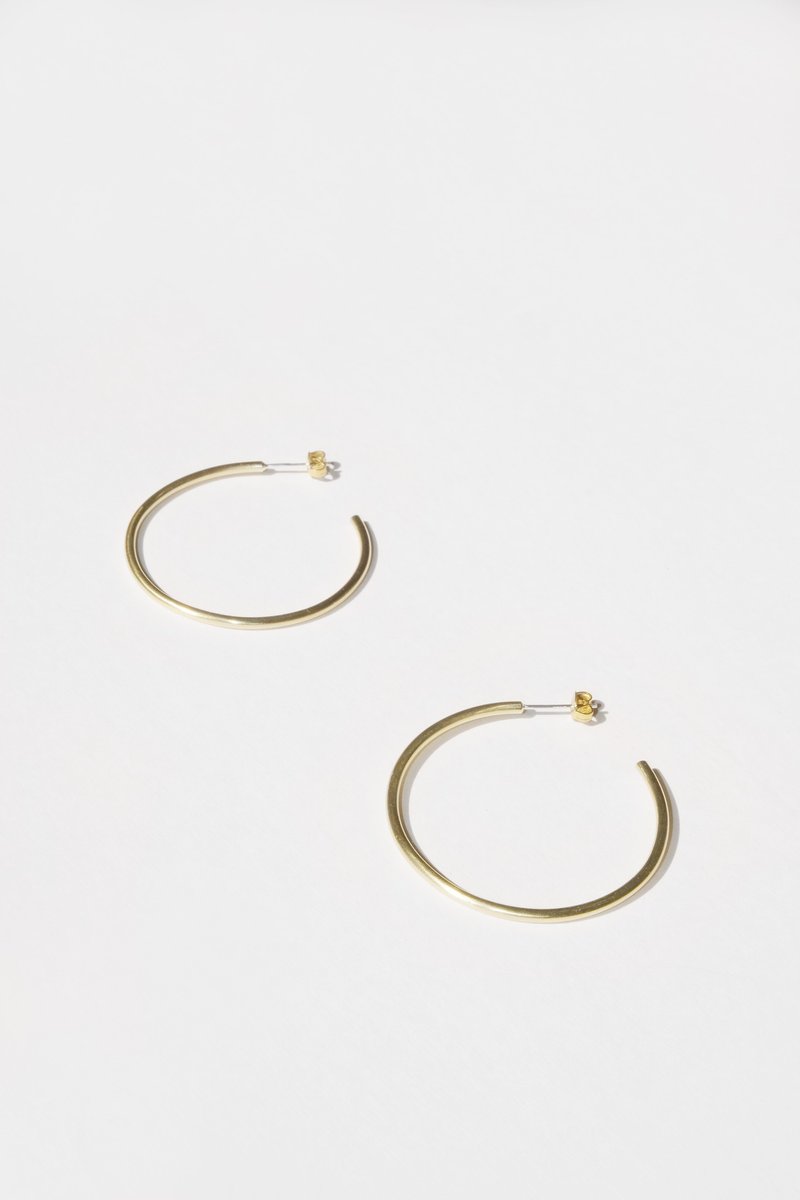 Hoop Earring-M 中圈圈耳環 - 耳環/耳夾/耳骨夾 - 純銀 銀色