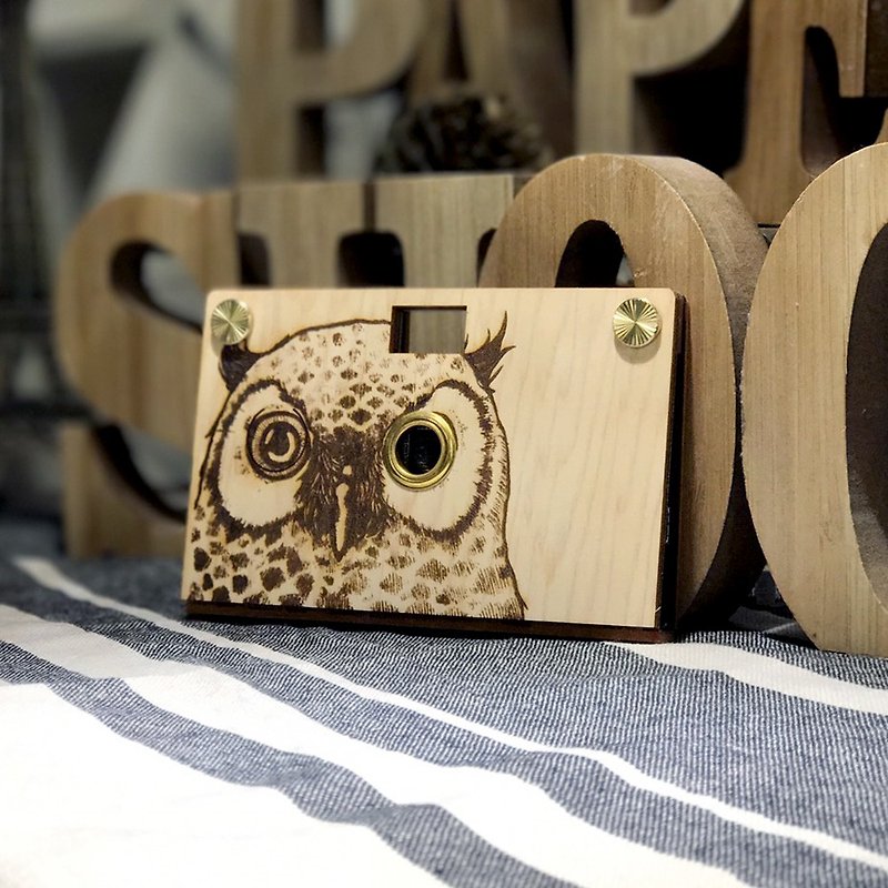 Pinkoi限定 - Paper Shoot 紙可拍 檜木相機 看見系列 - 貓頭鷹 (含精裝盒特、特效鏡頭2顆與8G SD卡) - 相機/拍立得 - 紙 咖啡色