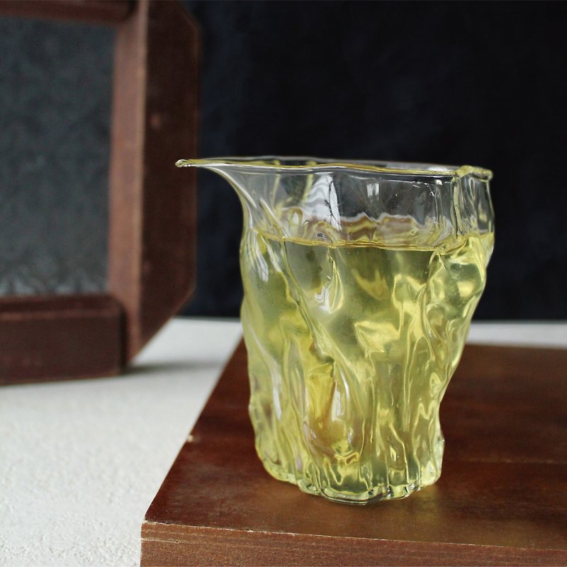 日本美術木製ステークフェアカップ|絶妙なガラスカップ|フェアカップ|ティーシー|ガラスティーディスペンサー
