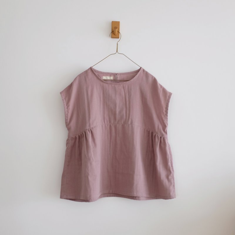 日常手作服 遇見夏日 藕色法式袖寬罩衫 雙層棉紗 - 女上衣/長袖上衣 - 棉．麻 紫色