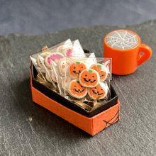 【受注製作】ハロウィンクッキー&黒ゴマラテ　ミニチュア