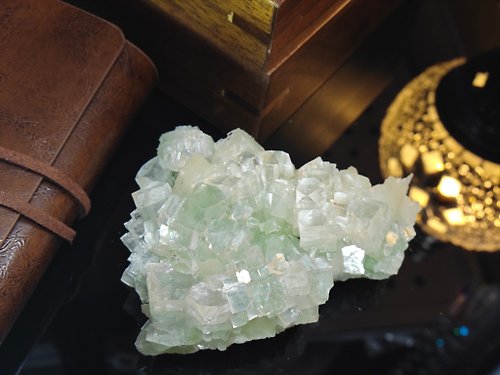 zen crystal jewelry 礦石水晶 天然方糖綠色魚眼石|淨化養晶|小彩虹|收藏的蜜瓜擺設