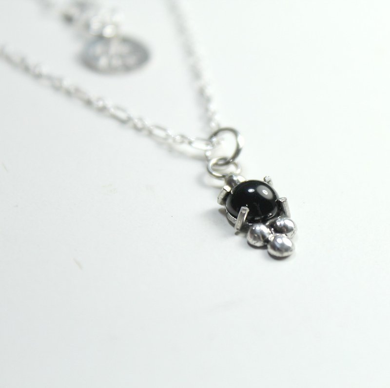 [Spot * 1] # 030 925 Silver + I am not the king of grapes small black onyx pendant chain - สร้อยคอ - โลหะ สีดำ