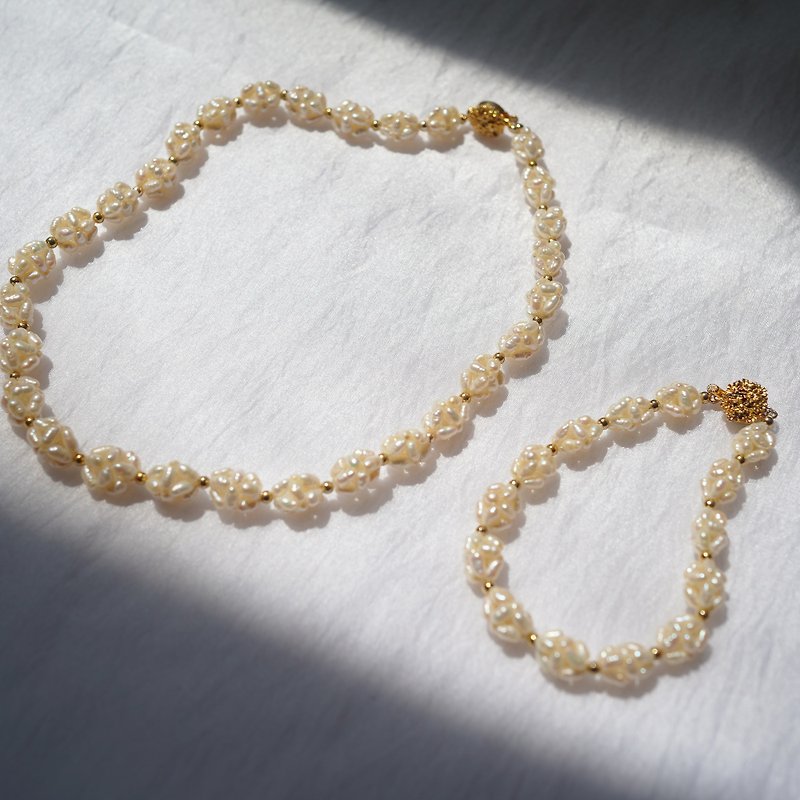小珍珠串工藝vintage古董飾品短項鍊 手鍊套組 - 項鍊 - 珍珠 透明