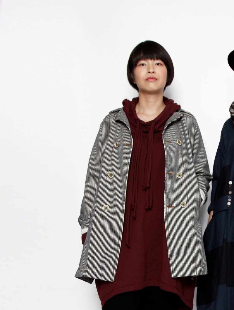 Earth_Look at the pinstripe double-breasted short coat - Women's Blazers & Trench Coats - Wool Blue