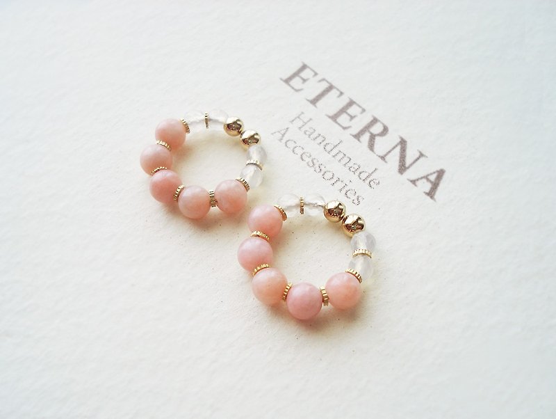 Pink opal and white calcedony, tiny hoop earrings 夾式耳環 - Earrings & Clip-ons - Stone Pink