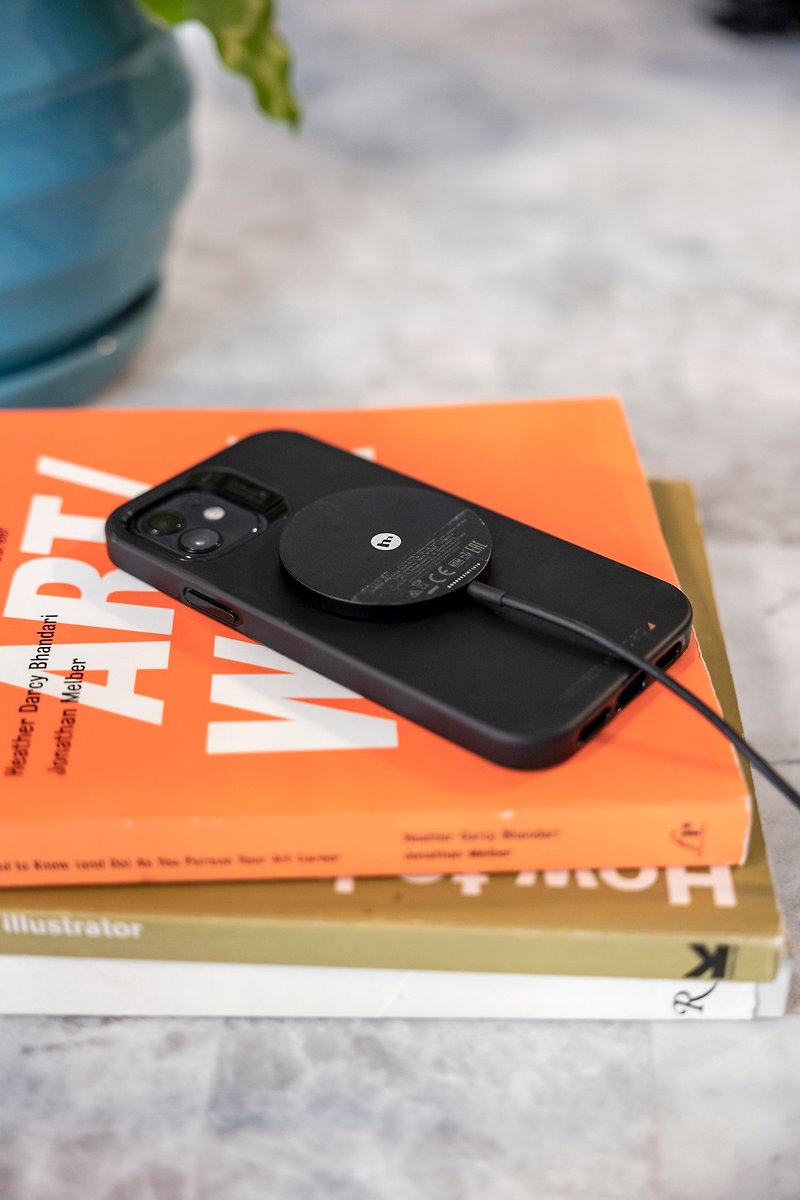 Mophie snap+ wireless charger - Chargers & Cables - Other Materials 