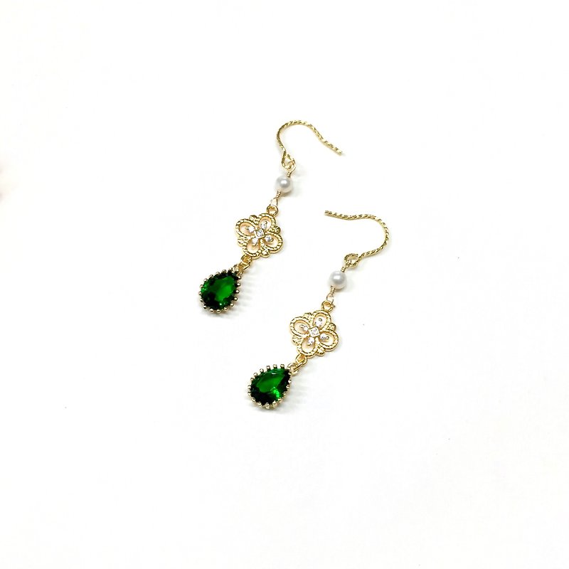 【Royal Dinner】European court style. pearl. Stone earrings. Imported 18k gold-plated earrings. - Earrings & Clip-ons - Gemstone Green