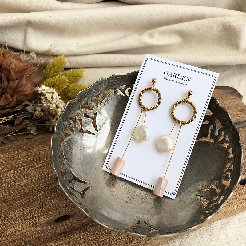 Ceramic twist pearl earrings - Earrings & Clip-ons - Pearl White