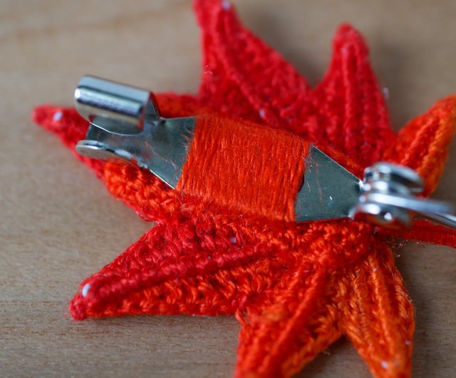 もみじのブローチ【小さい秋みーつけた】 ハンドメイド/レース
