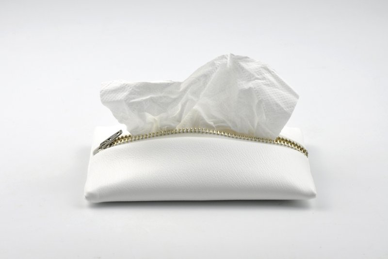 Zipper Pocket Tissue Holder for Purse PU Leather Travel Tissue Holder, White - กระเป๋าเครื่องสำอาง - หนังเทียม ขาว