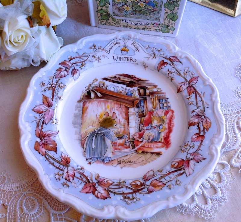 Royal Doulton皇家道爾頓野薔薇村老鼠搬家冬天版蛋糕點心水果盤 - 碟子/醬料碟 - 其他材質 藍色