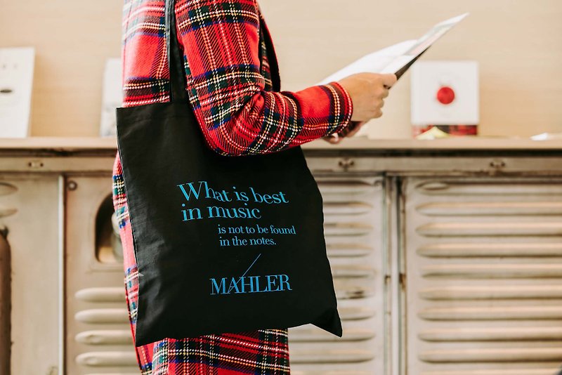 藝術家格言_柔軟棉薄包 Mahler 馬勒 巨蟹座 - 手袋/手提袋 - 棉．麻 