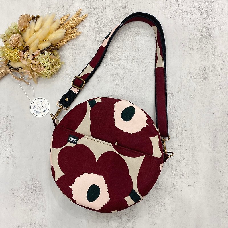 Le Pocket Handmade_Classic Round Bag - Messenger Bags & Sling Bags - Cotton & Hemp Red