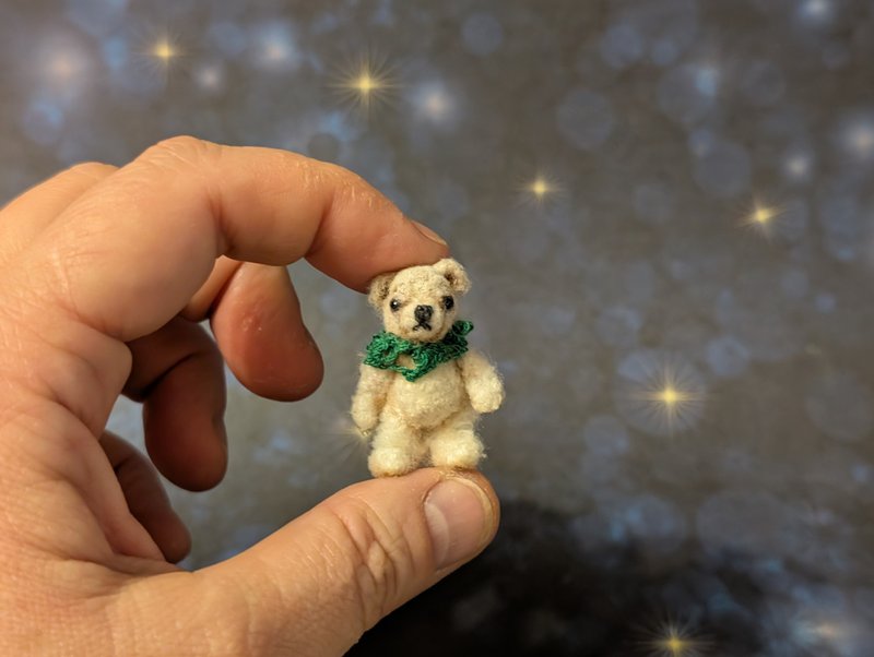 Baby beat Gek. 3,5 cm. Crocheted - 公仔/玩偶 - 其他材質 白色