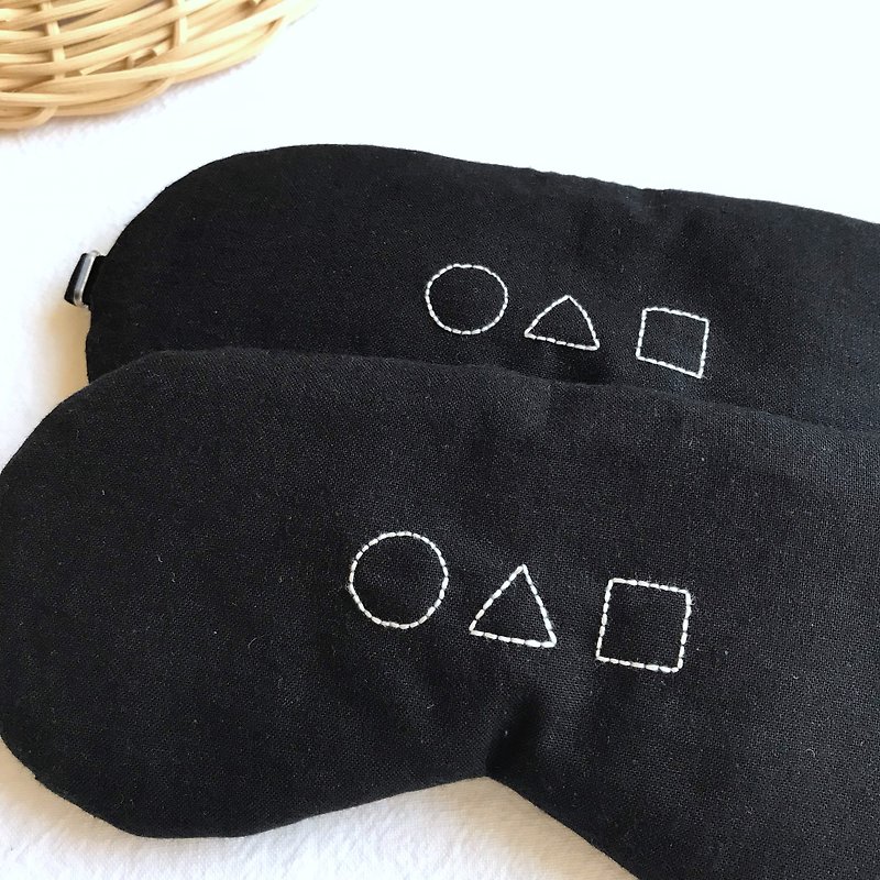Oム口 手工刺繡 棉眼罩 純棉 有機棉 可調長度 附收納袋 遊戲符號 - 眼罩 - 棉．麻 黑色
