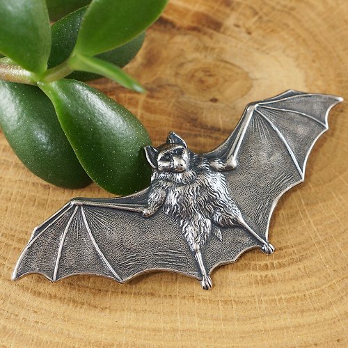 AGATIX Bat Brooch Silver Bat Wings Vampire Gothic Halloween Large Brooch Pin Jewelry