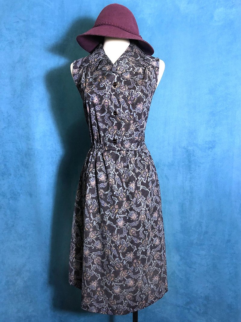 Printed little sleeveless vintage dress / brought back to VINTAGE abroad - ชุดเดรส - เส้นใยสังเคราะห์ หลากหลายสี