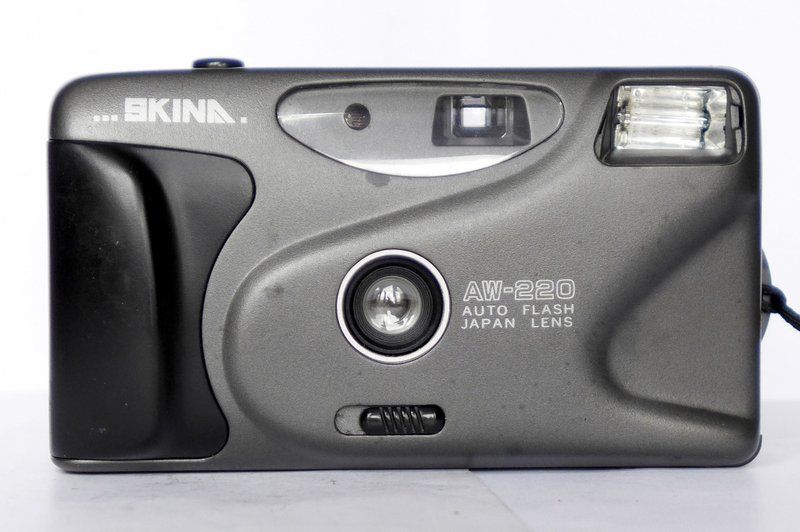 Skina AW-220 35mm focus free point&shoot compact film camera working strap - 相機/拍立得/底片相機 - 塑膠 灰色