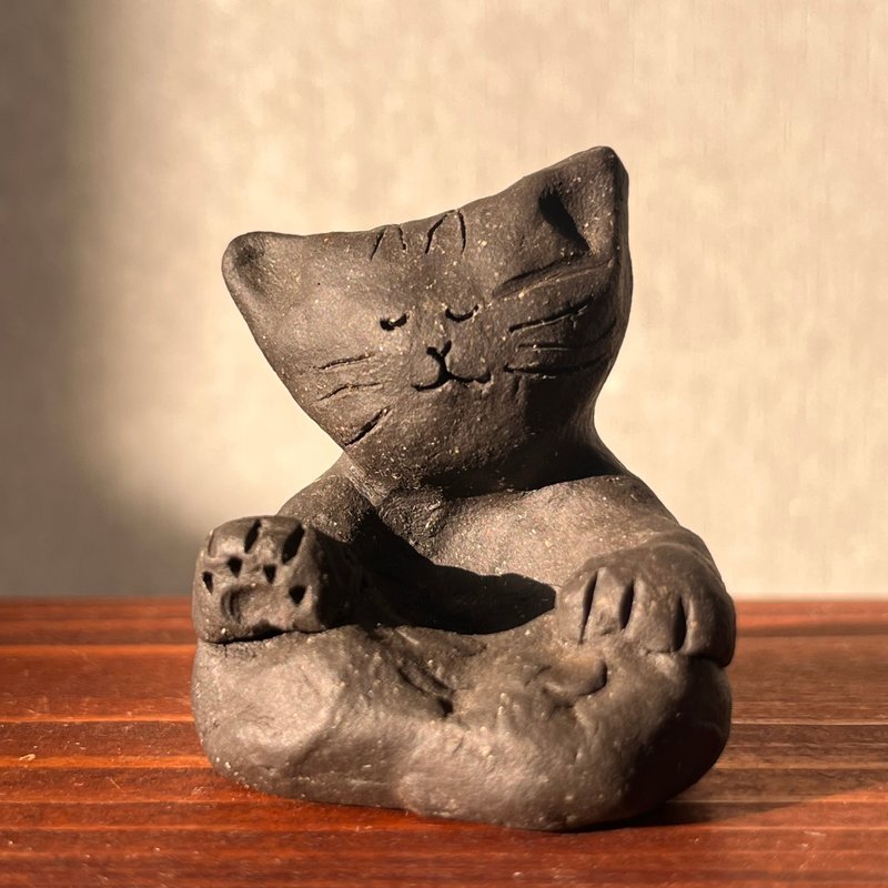 The zen meowster / 喵喵禪師 / 陶偶 - 擺飾/家飾品 - 陶 黑色