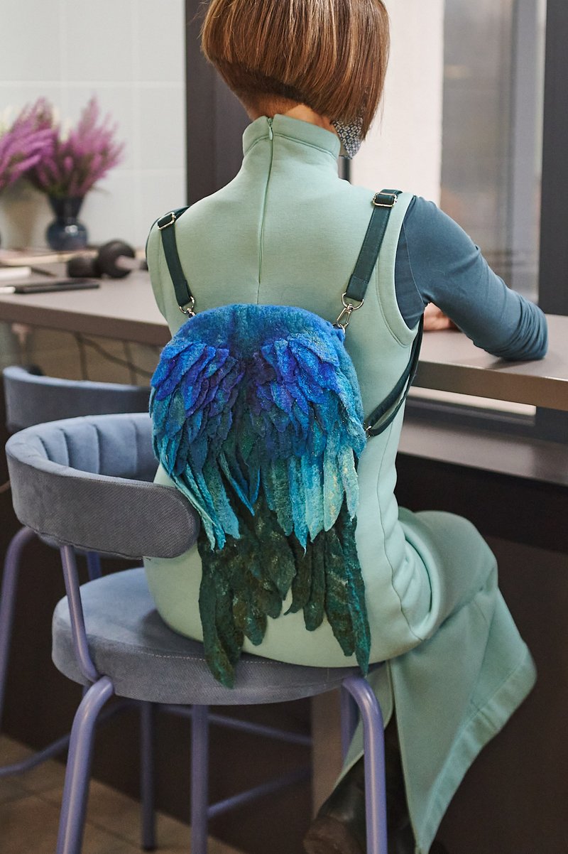 Small Winged Backpack, unusual bag made to order - 後背包/背包/書包 - 羊毛 藍色
