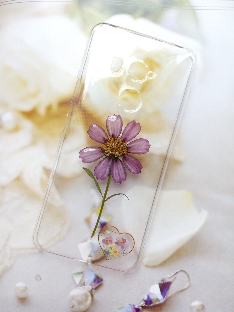 Pressed flowers phone case, handmade phone case, purple cosmos - Phone Cases - Plastic Purple