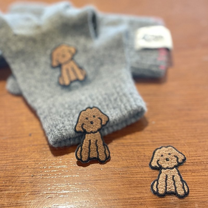Embroidery Mori patch - 胸針 - 棉．麻 咖啡色