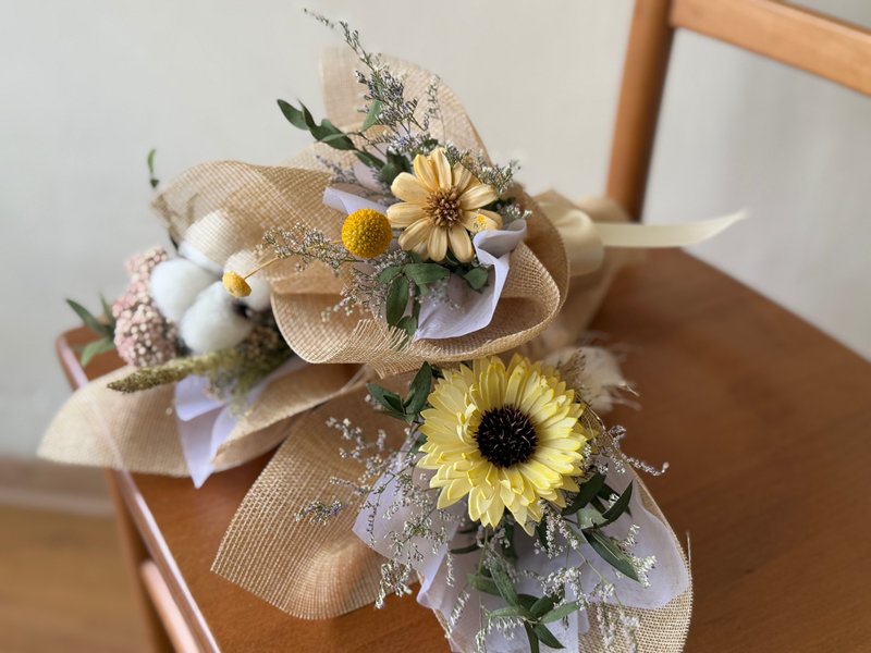 乾燥索拉畢業花束 小花束 乾燥花 畢業花 - 乾燥花/永生花 - 植物．花 多色