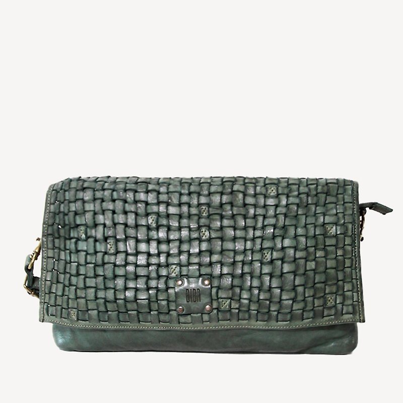 [Spain BIBA]KansasKa8 retro woven flip-top clutch/shoulder bag-dark green woven bag - Messenger Bags & Sling Bags - Genuine Leather Green