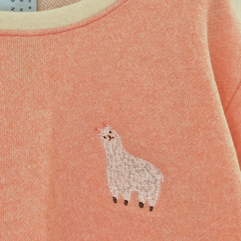 Alpaca / Embroidery // Sweater / color : Peach - 女毛衣/針織衫 - 棉．麻 粉紅色